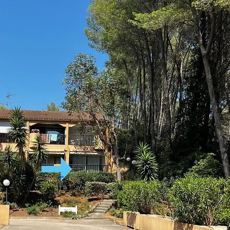 Terrasse Piscine סנרי-סור-מר