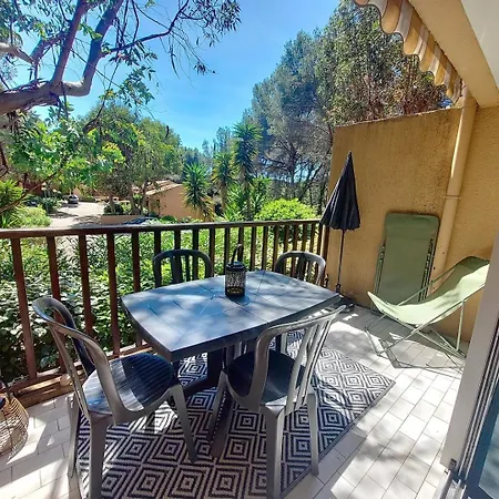 Terrasse Piscine דירה