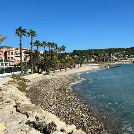 Terrasse Piscine 아파트 *